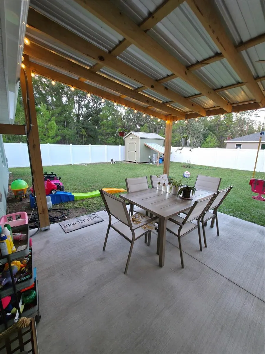 13 FISHER LN TRK