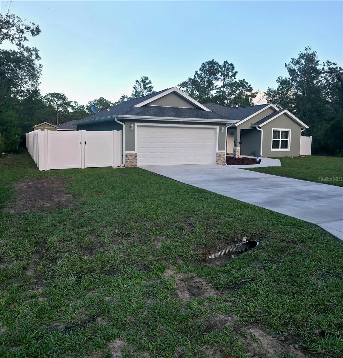 13 FISHER LN TRK
