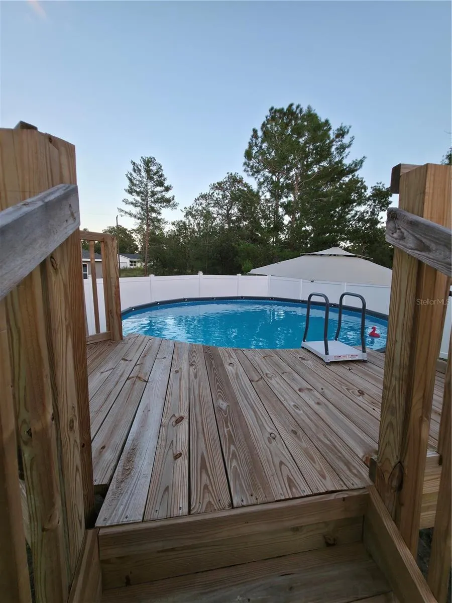 13 FISHER LN TRK