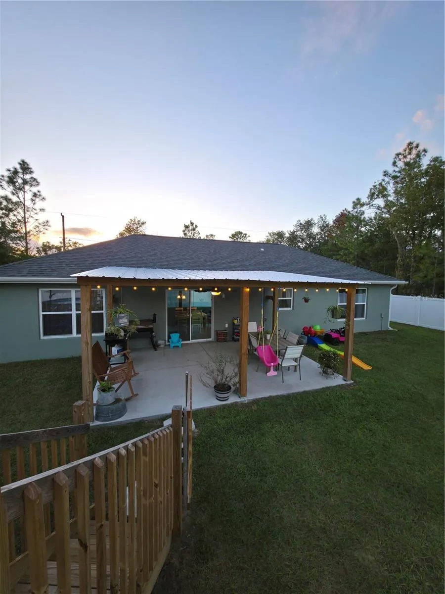 13 FISHER LN TRK
