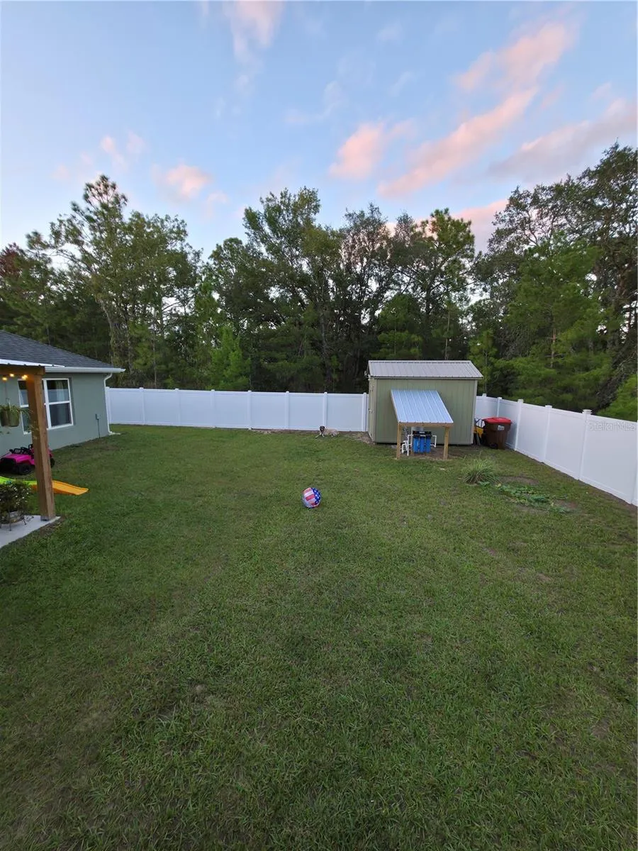 13 FISHER LN TRK