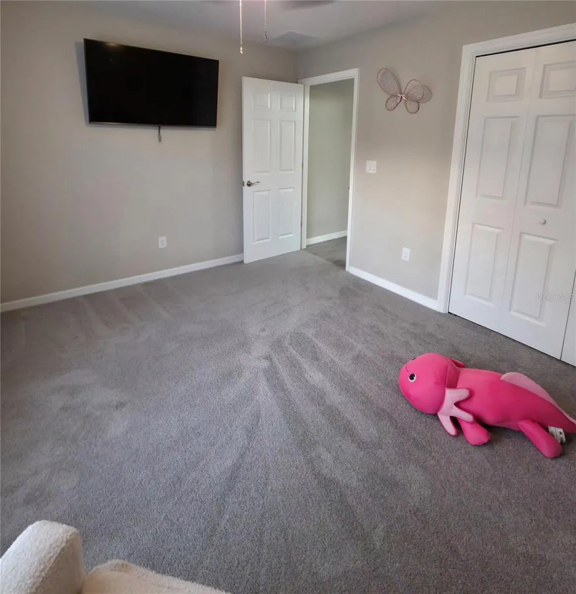 13 FISHER LN TRK