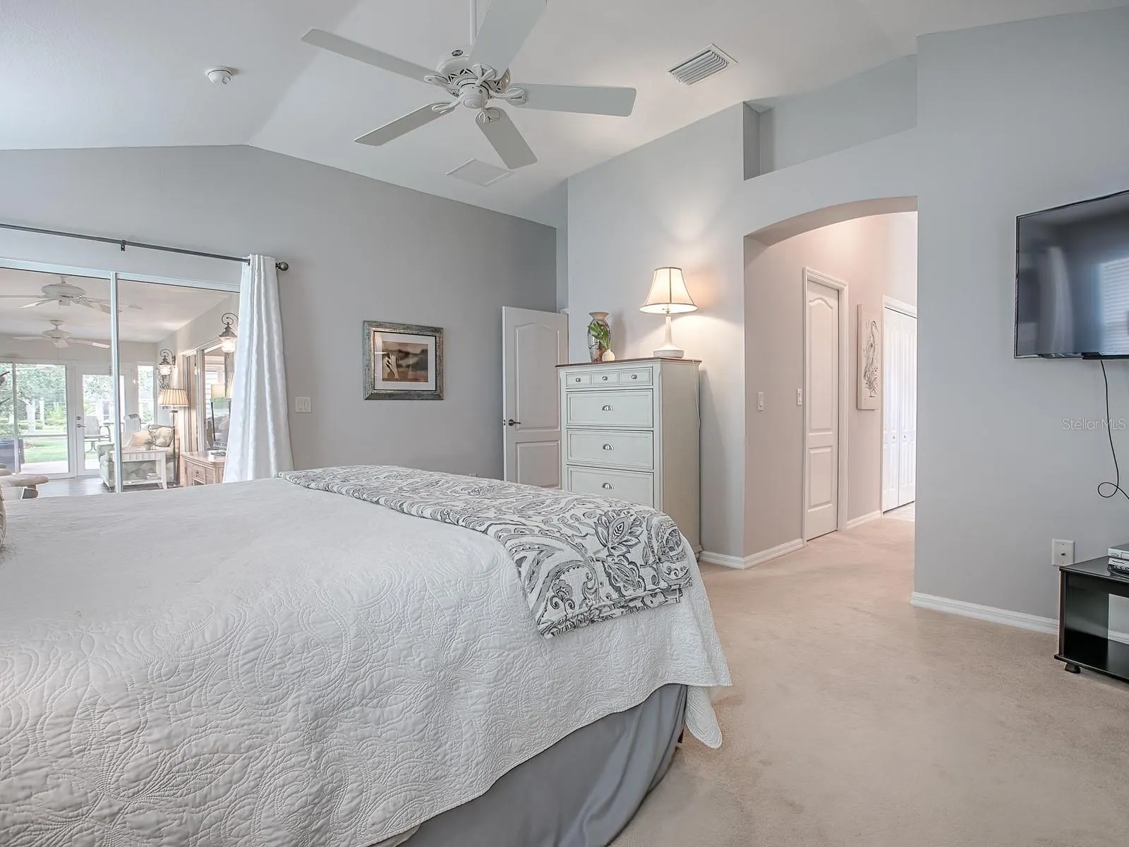 1240 GLOVERVILLE TER
