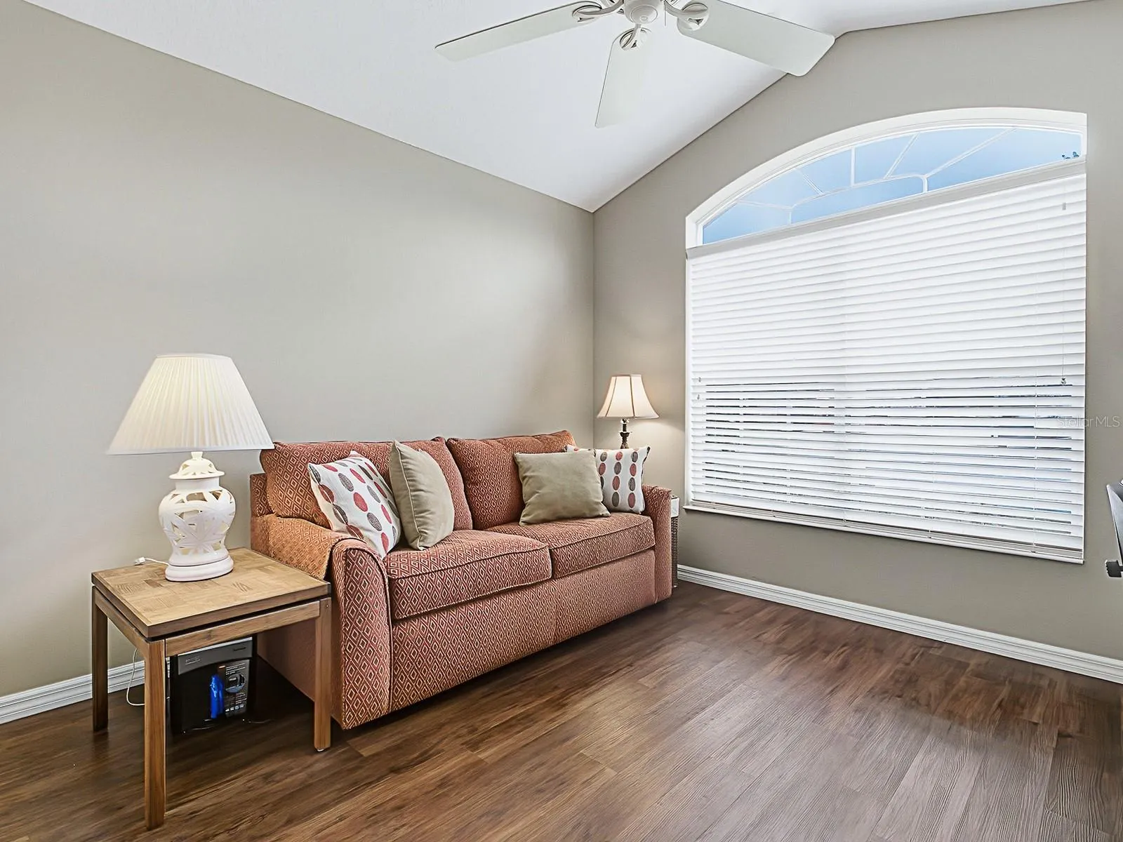 1240 GLOVERVILLE TER