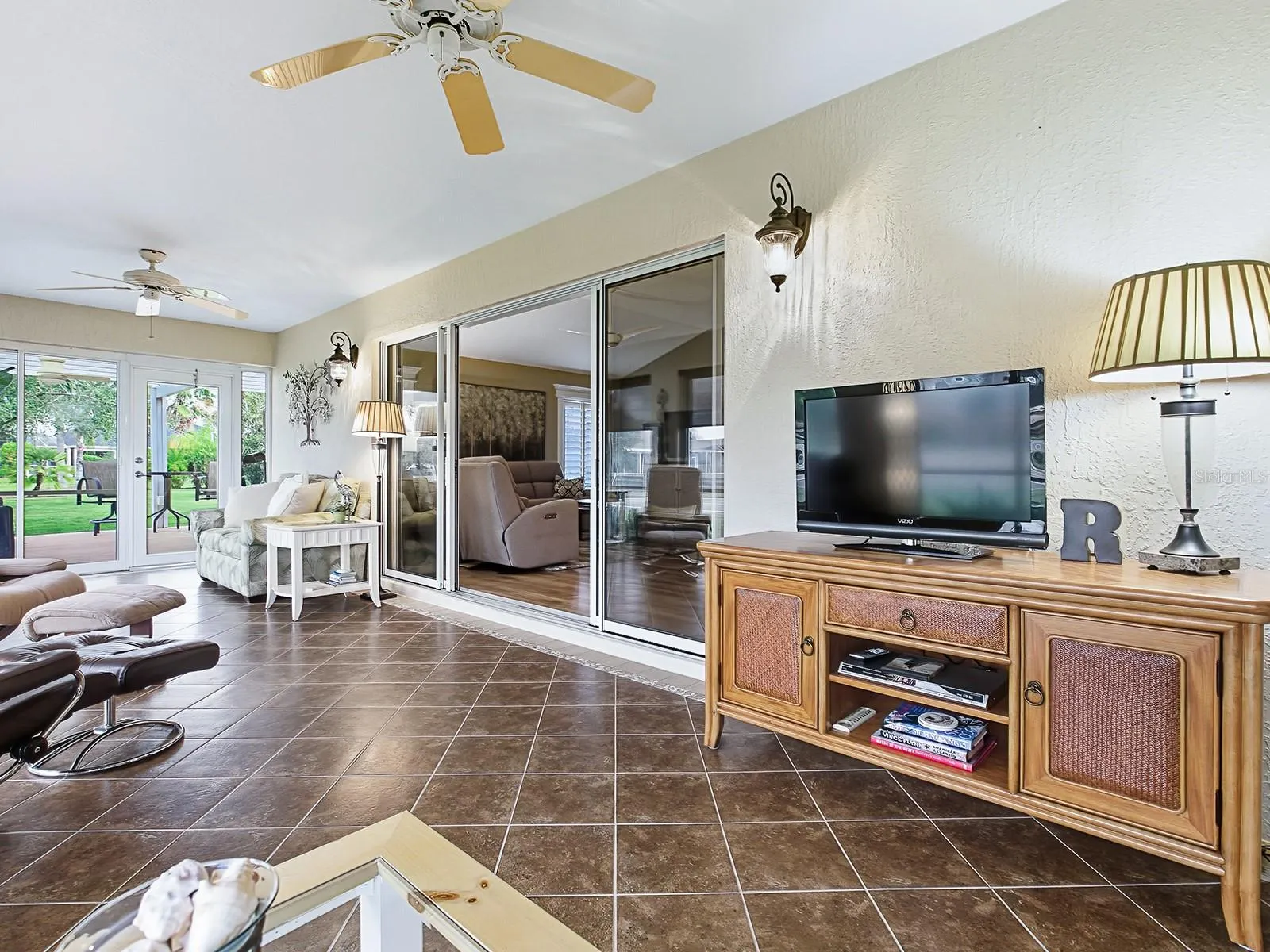 1240 GLOVERVILLE TER
