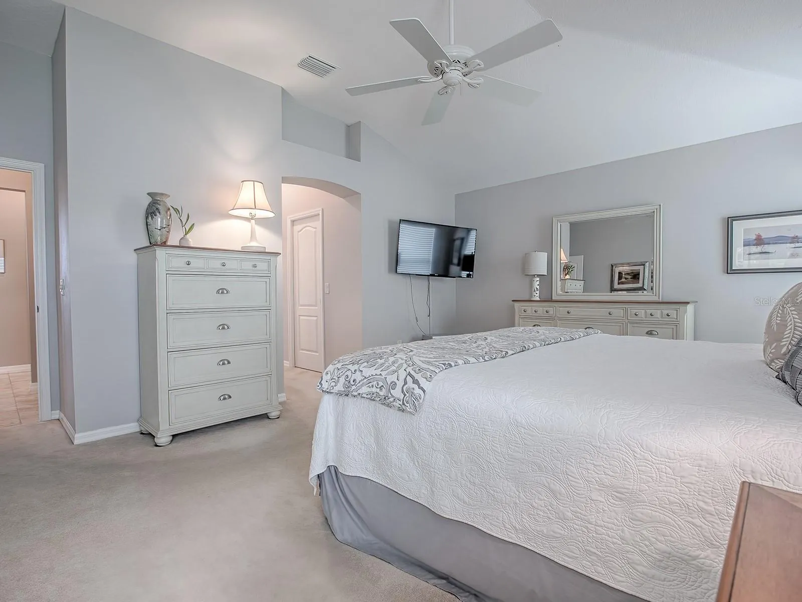 1240 GLOVERVILLE TER