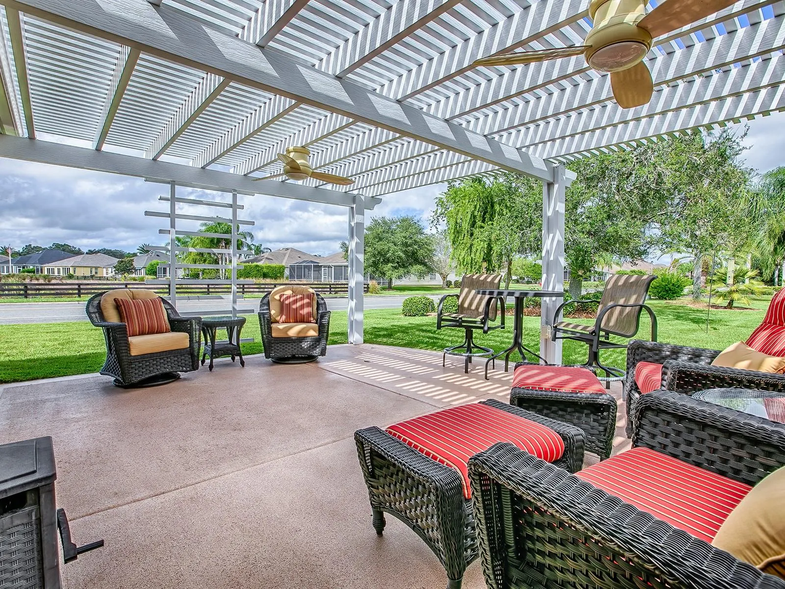 1240 GLOVERVILLE TER