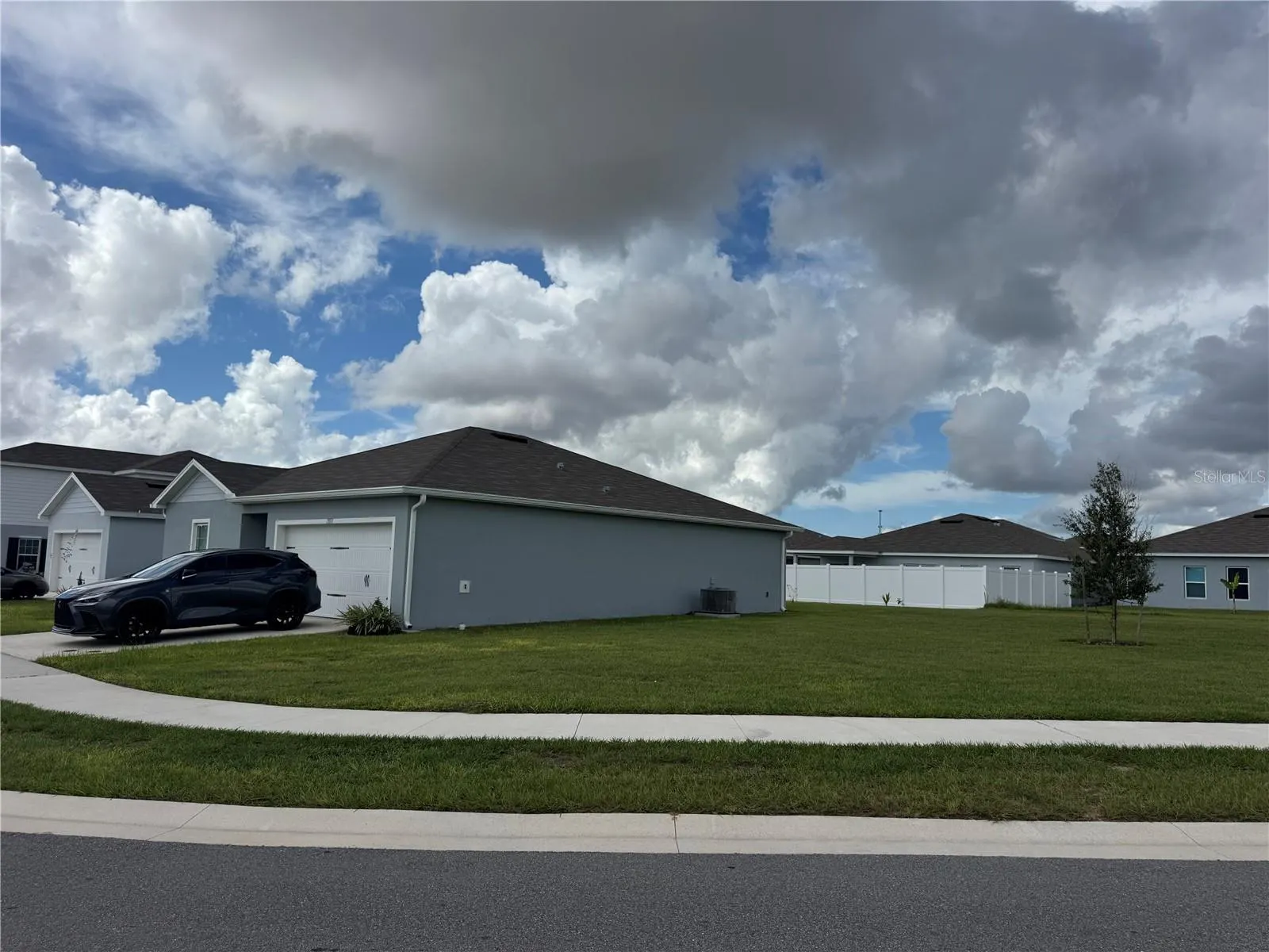 1353 TANK TRAIL