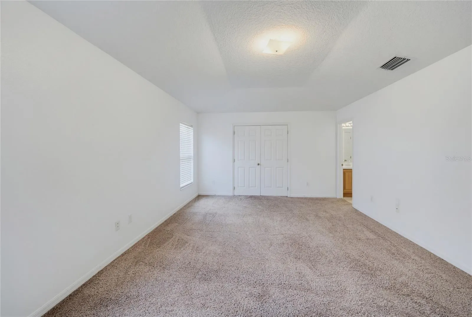 5251 LOS PALMA VISTA DR