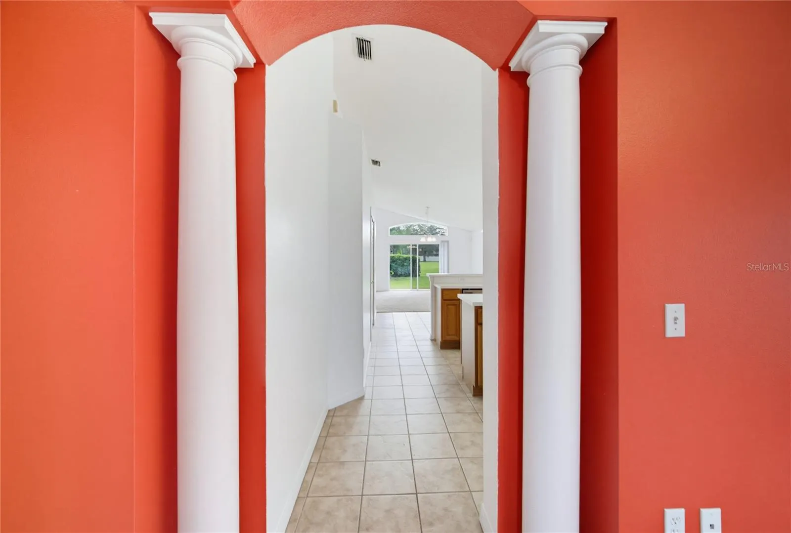 5251 LOS PALMA VISTA DR