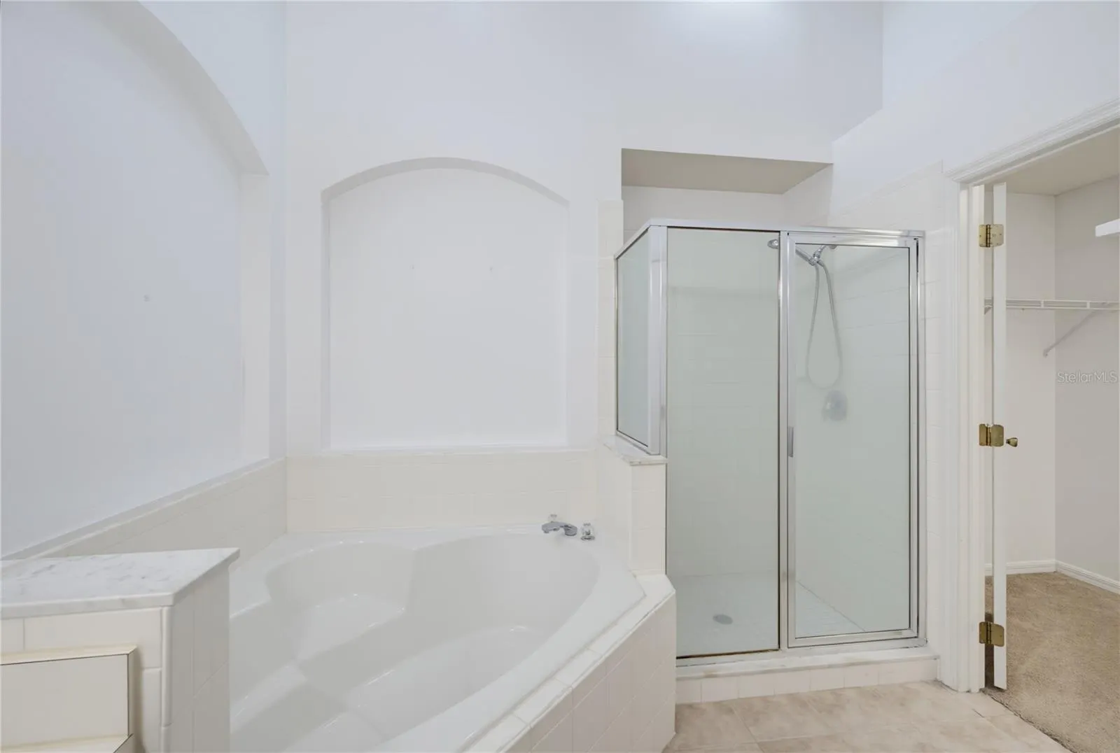 5251 LOS PALMA VISTA DR