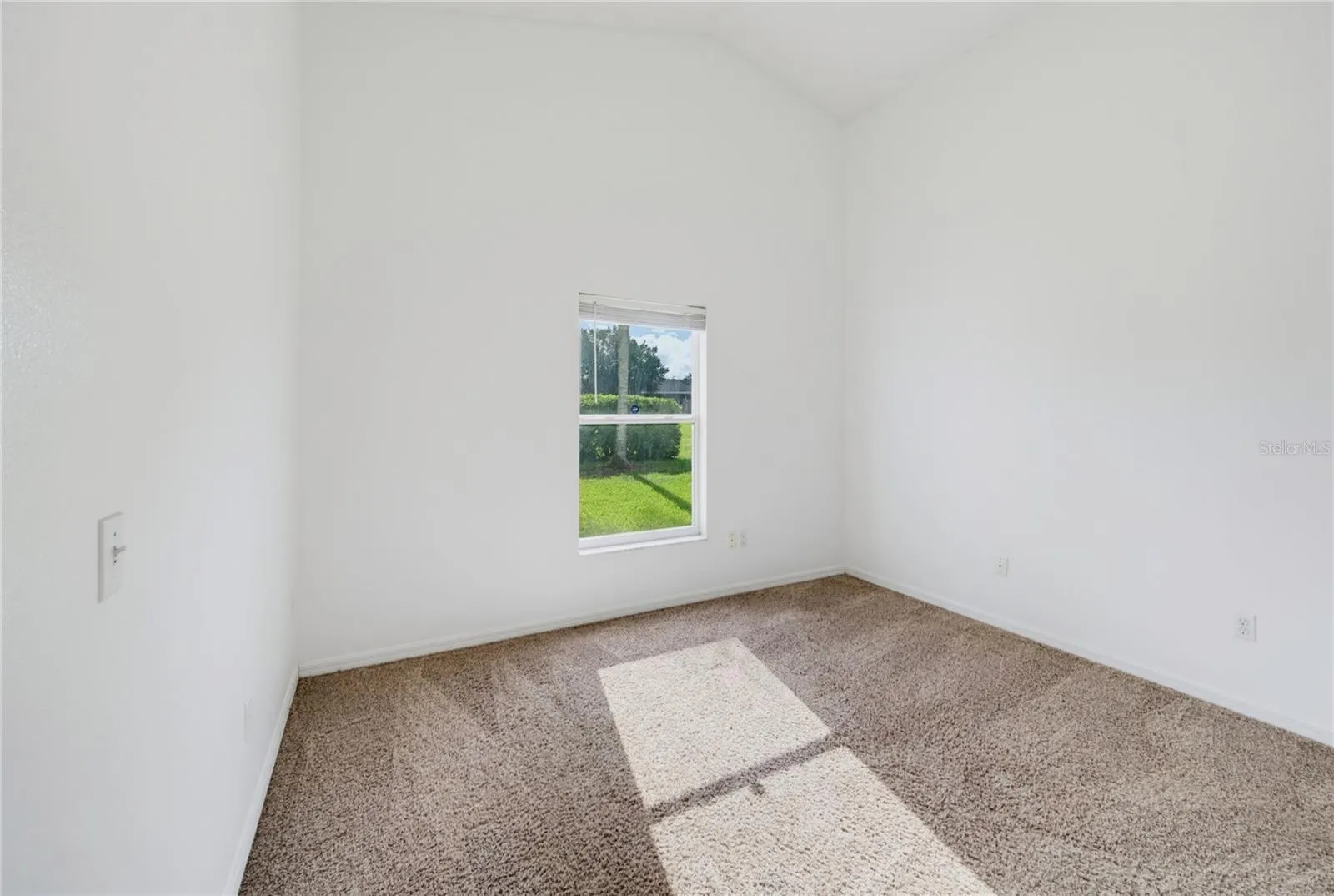 5251 LOS PALMA VISTA DR