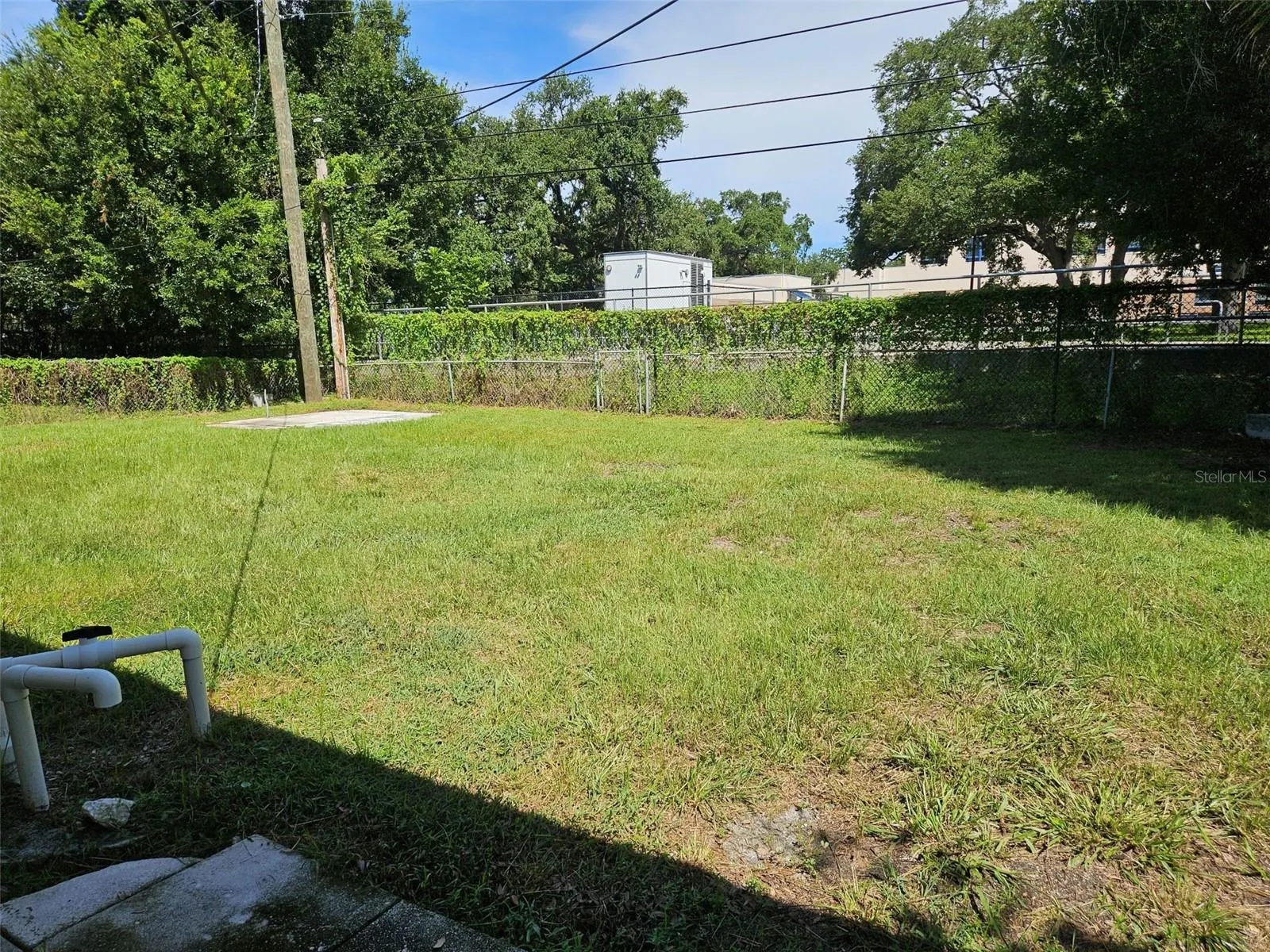 2160 ALEMANDA DR