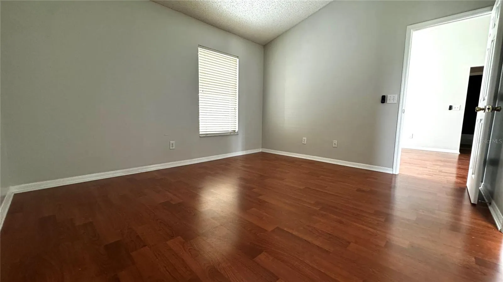 237 WALPOLE LOOP