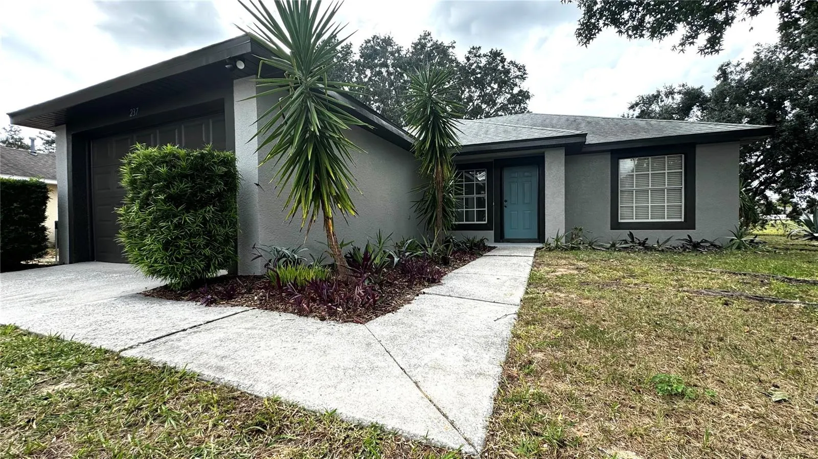 237 WALPOLE LOOP