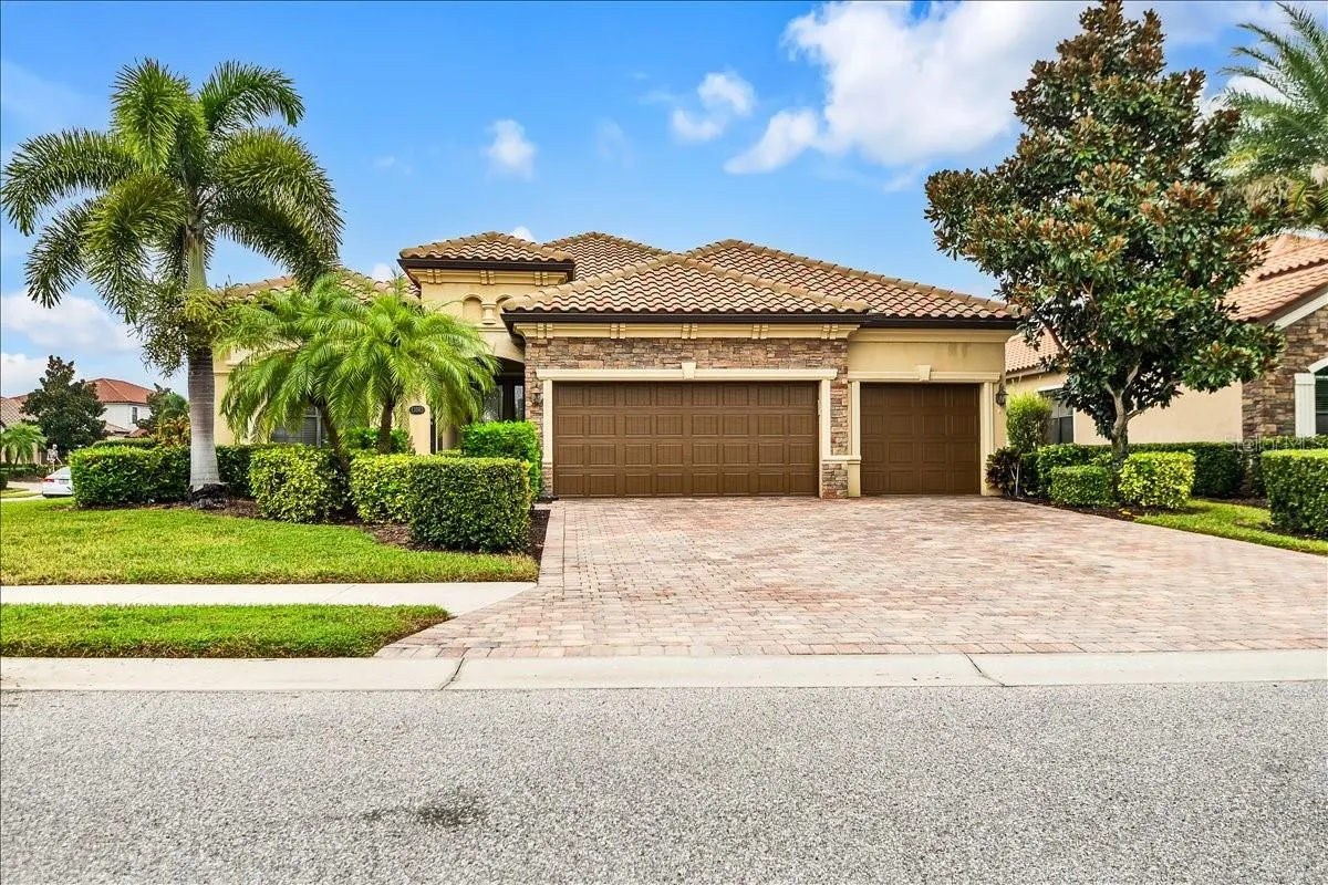 13003 BELKNAP PL
