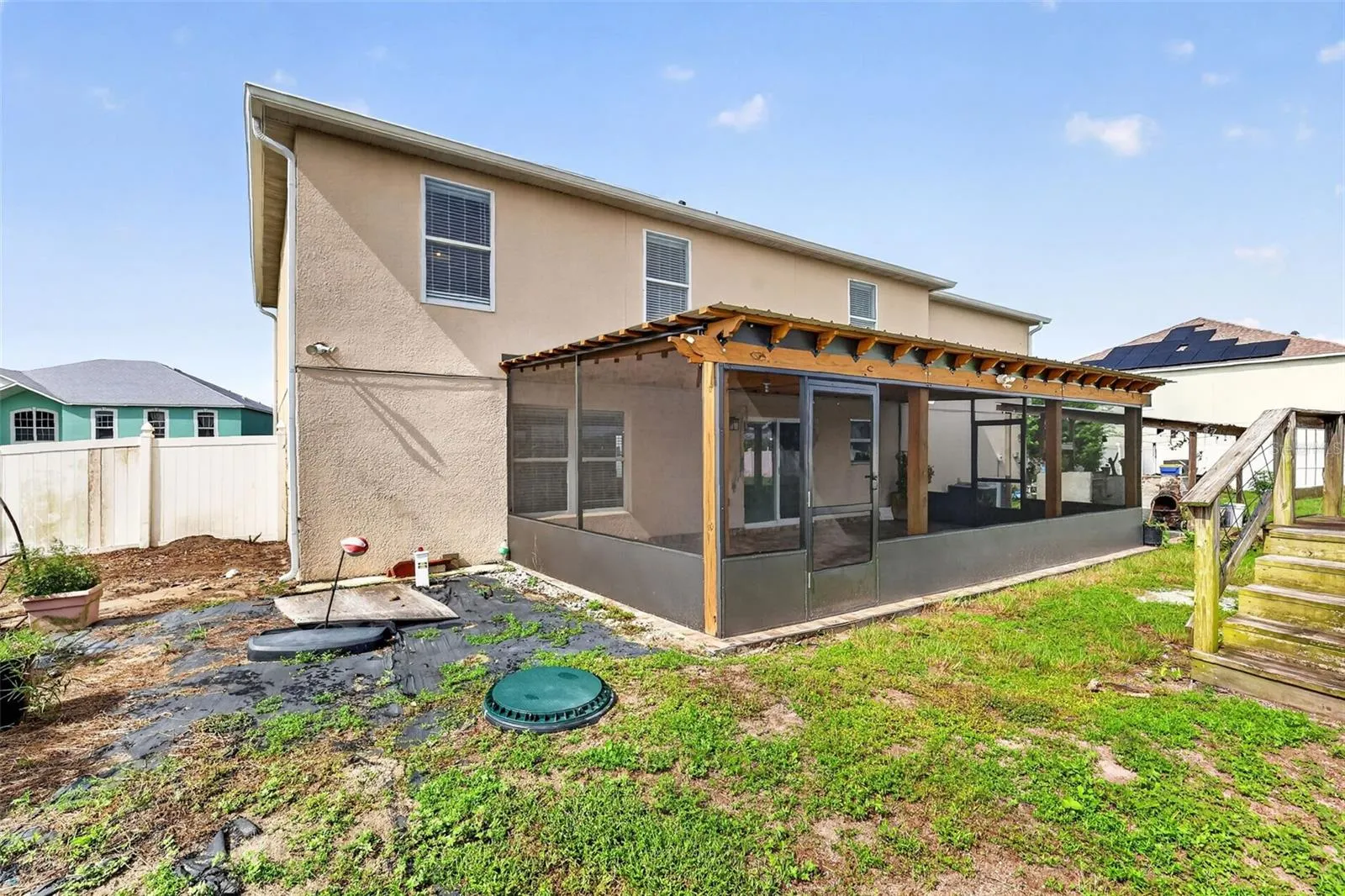 321 LAKE HILLS LN