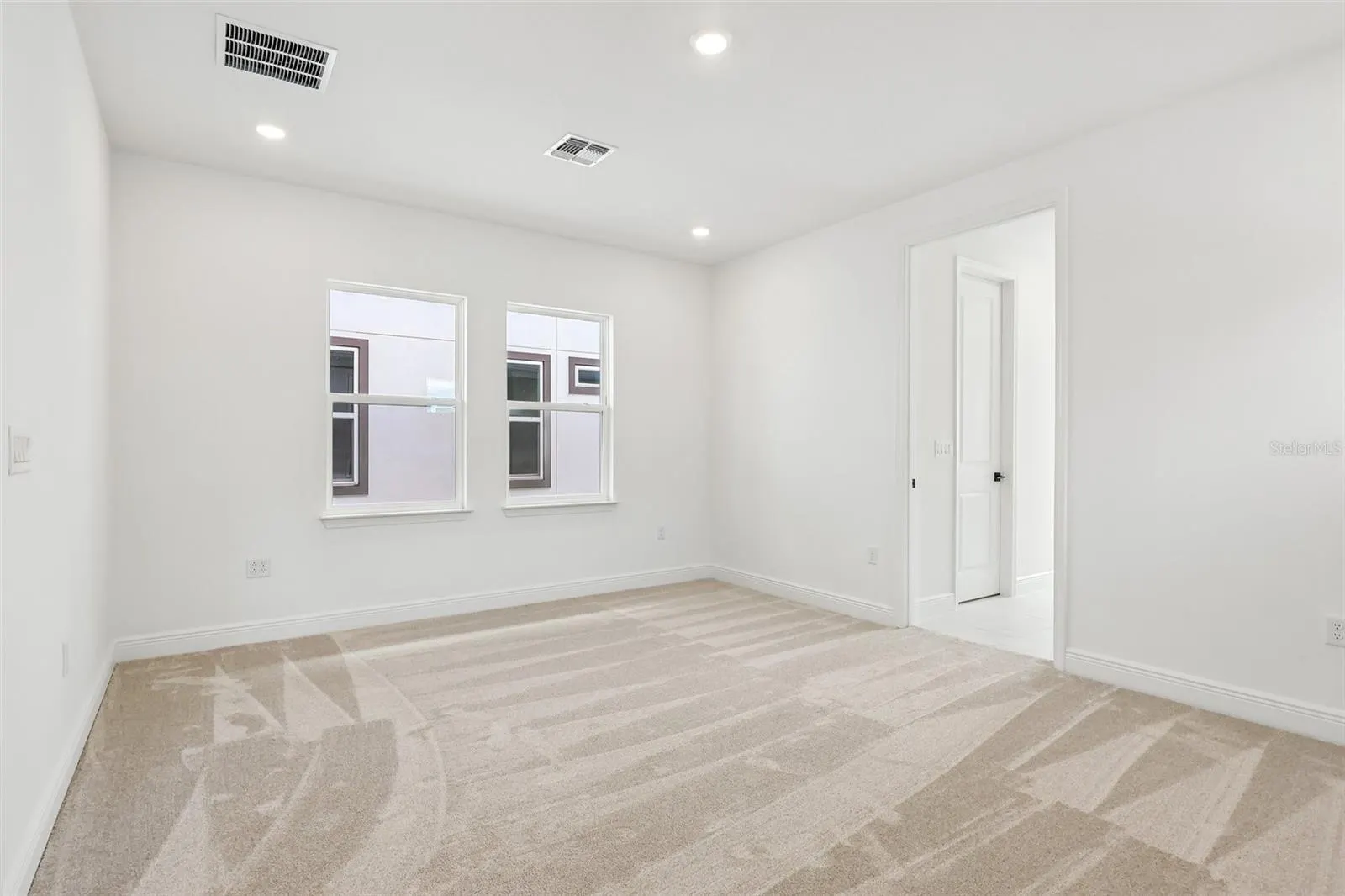 10157 GOBAT ALLEY ST