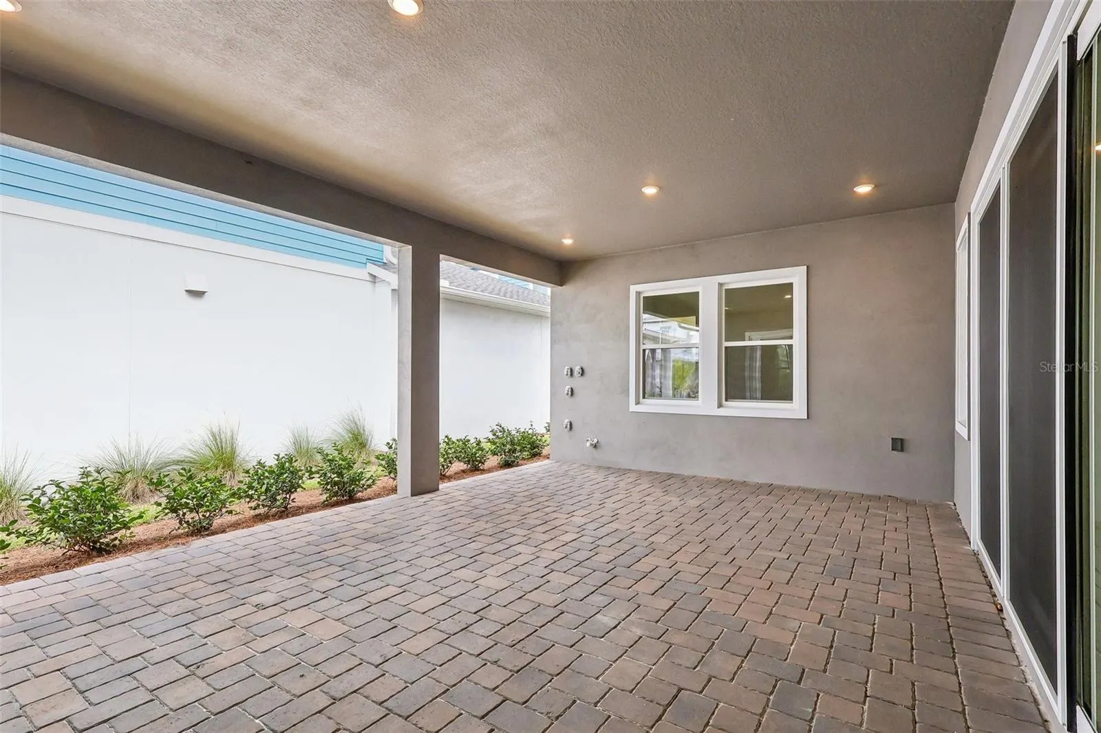 10157 GOBAT ALLEY ST
