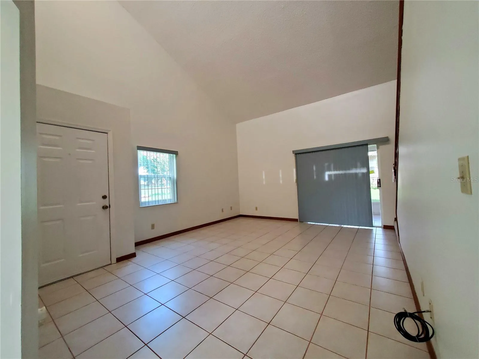 1423 DISSTON AVE