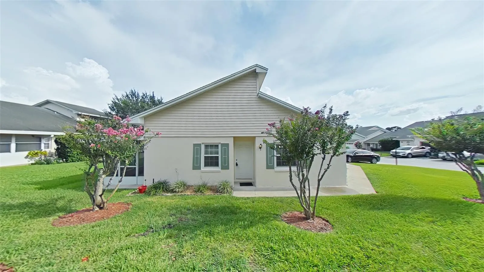1423 DISSTON AVE