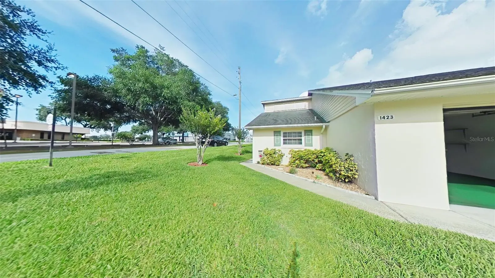 1423 DISSTON AVE