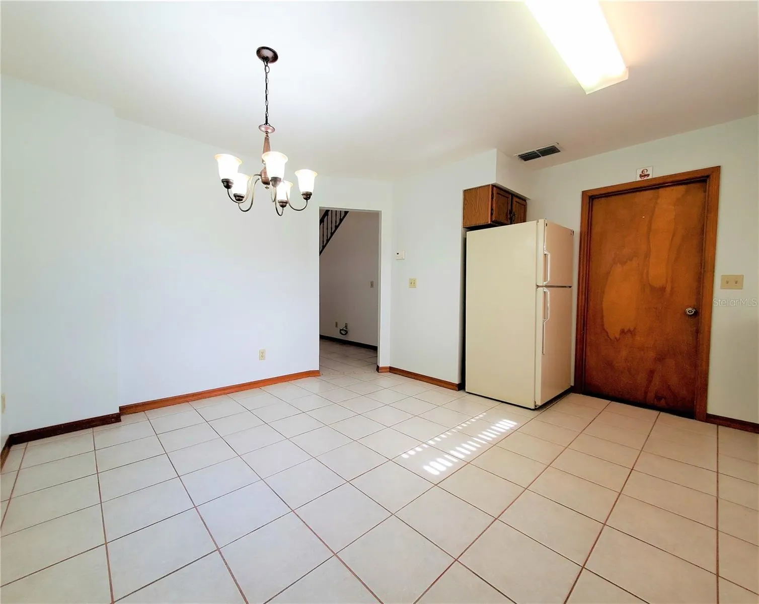 1423 DISSTON AVE