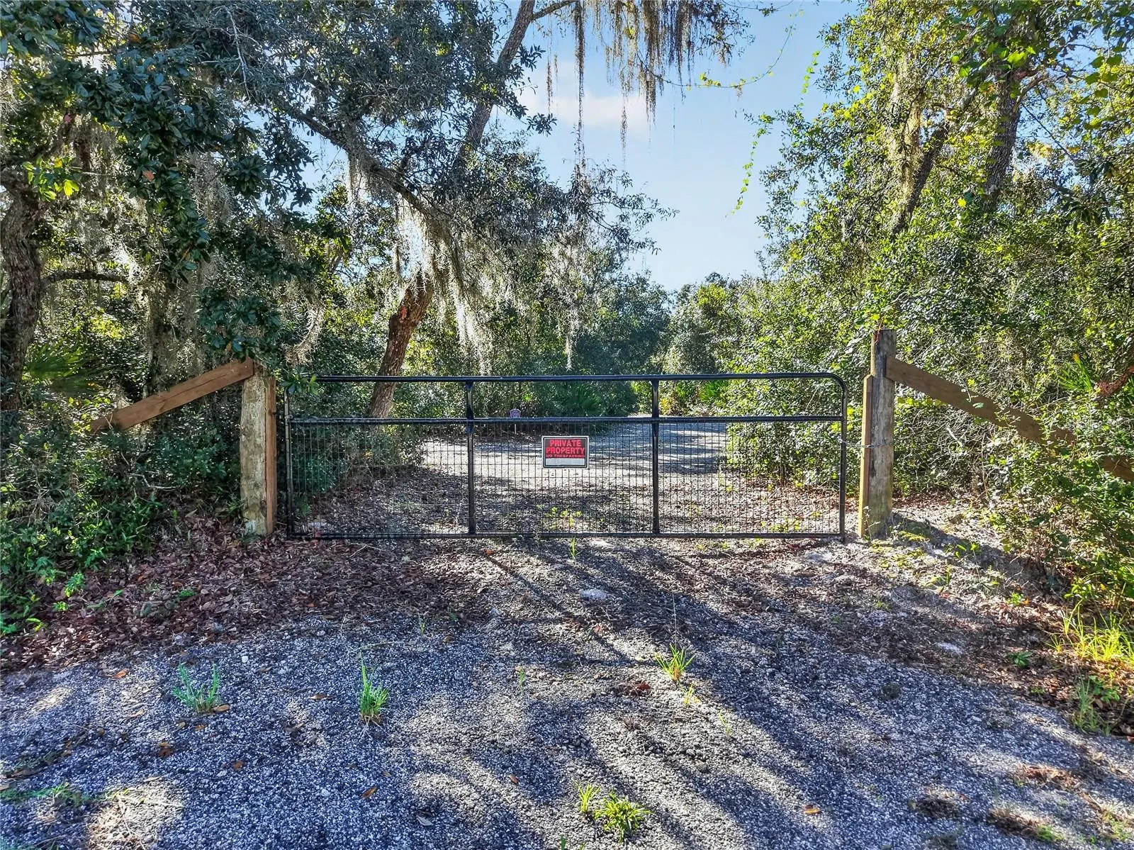 42626 ROYAL TRAILS RD