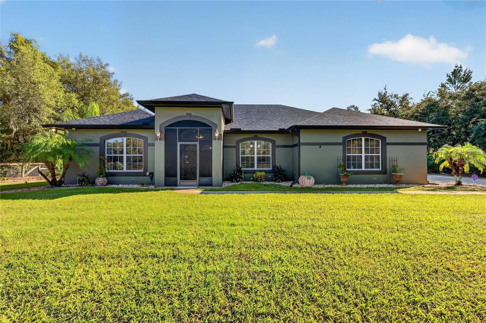 42626 ROYAL TRAILS RD