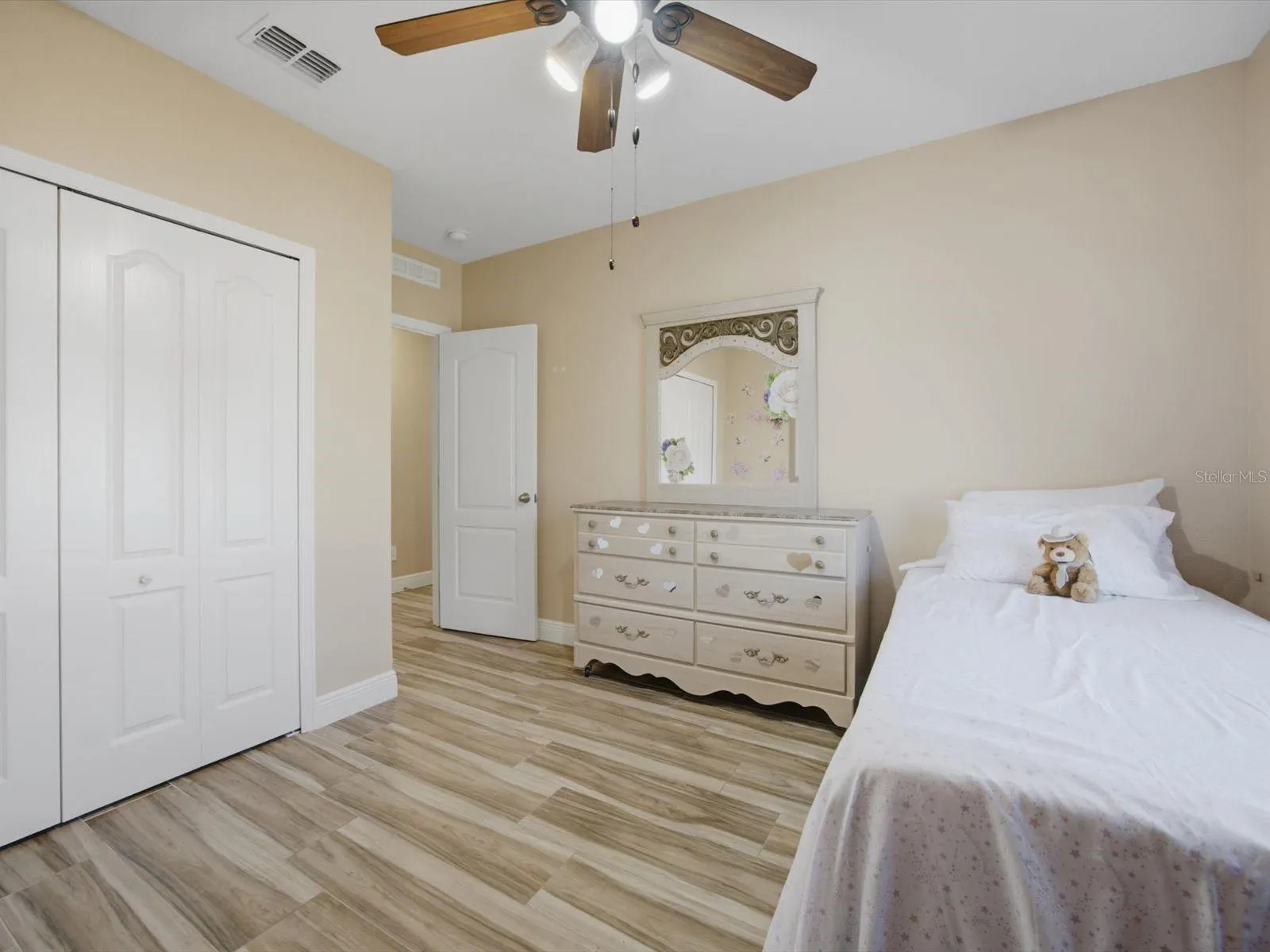 1707 HOOFPRINT CT