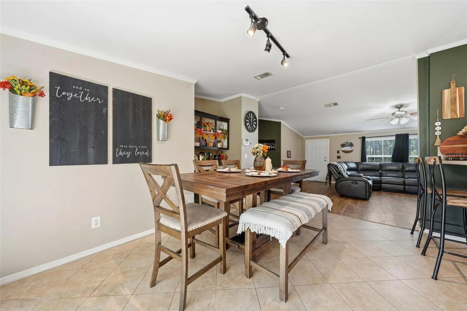 40928 BRIDLE PATH LN