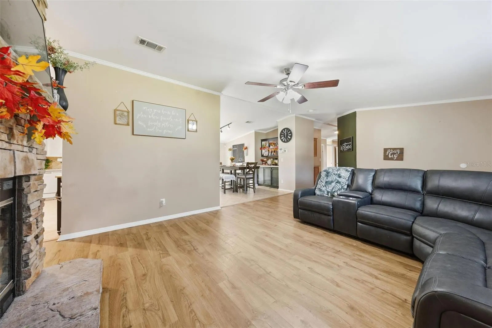 40928 BRIDLE PATH LN