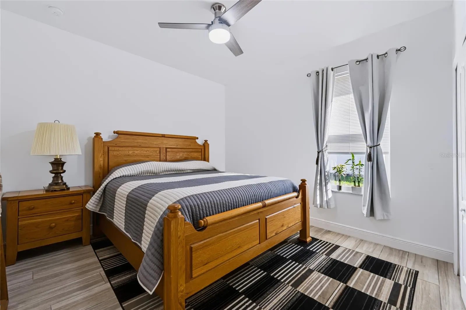 2970 SOUTHERN PINES LOOP