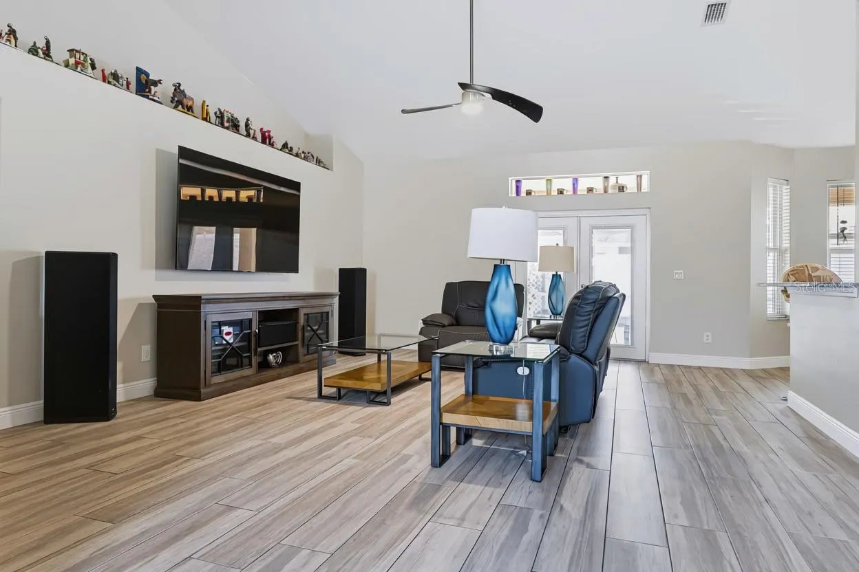 2970 SOUTHERN PINES LOOP