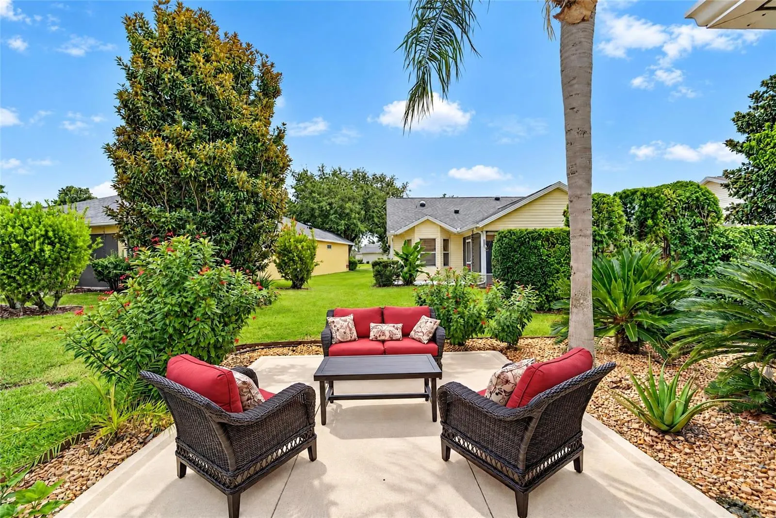1743 OCONEE PL