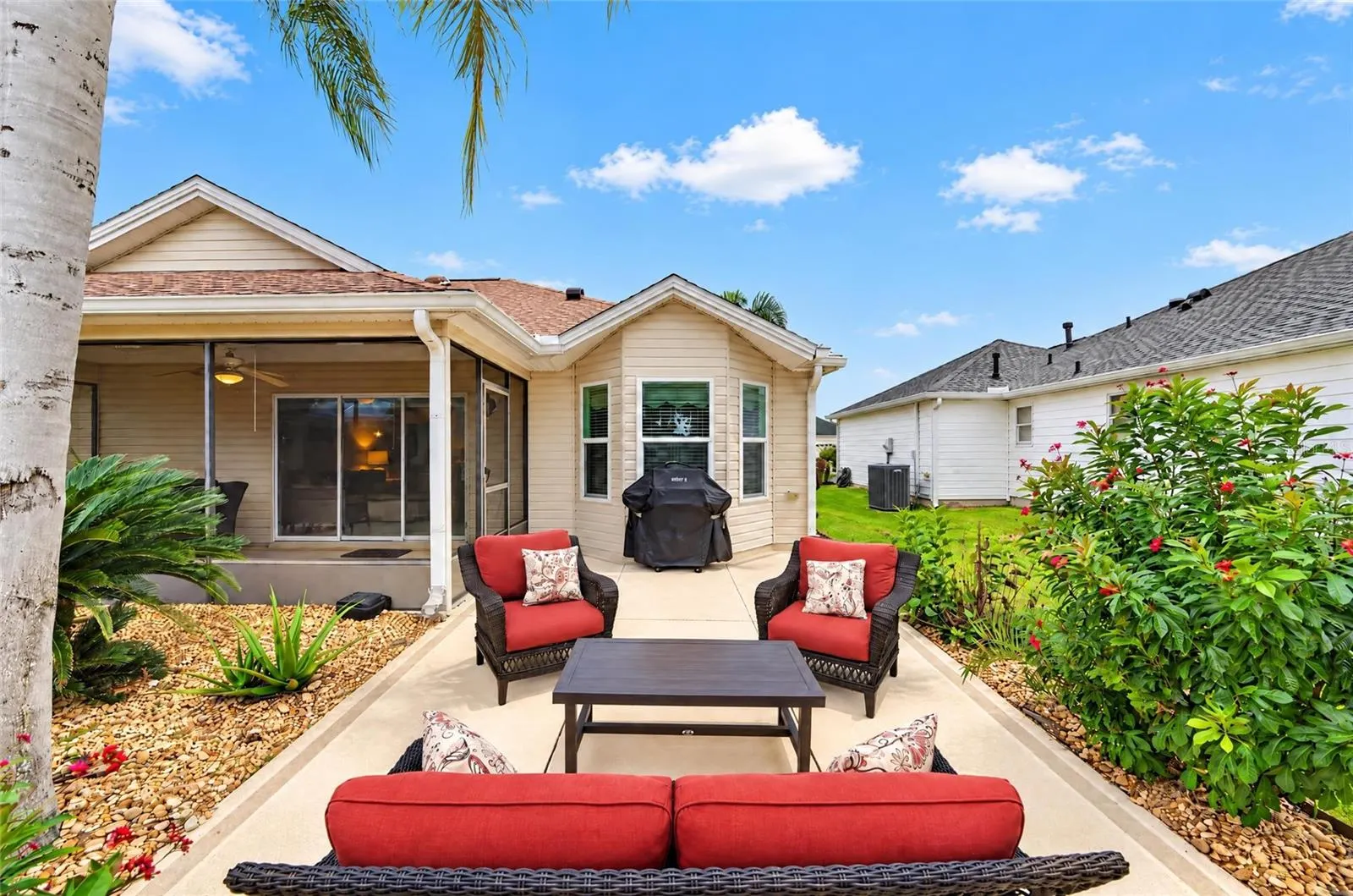 1743 OCONEE PL