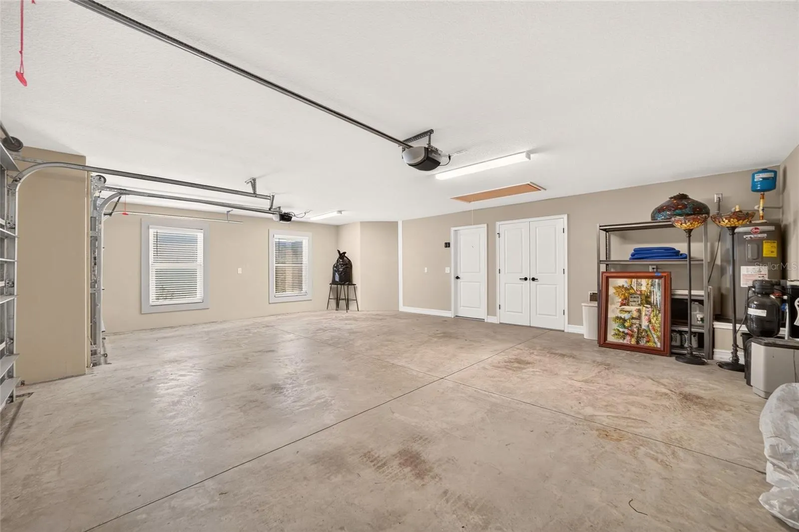 889 JAY ST
