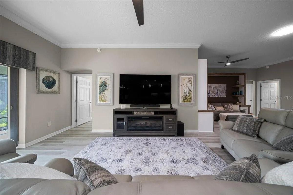 3335 VELTRE WAY