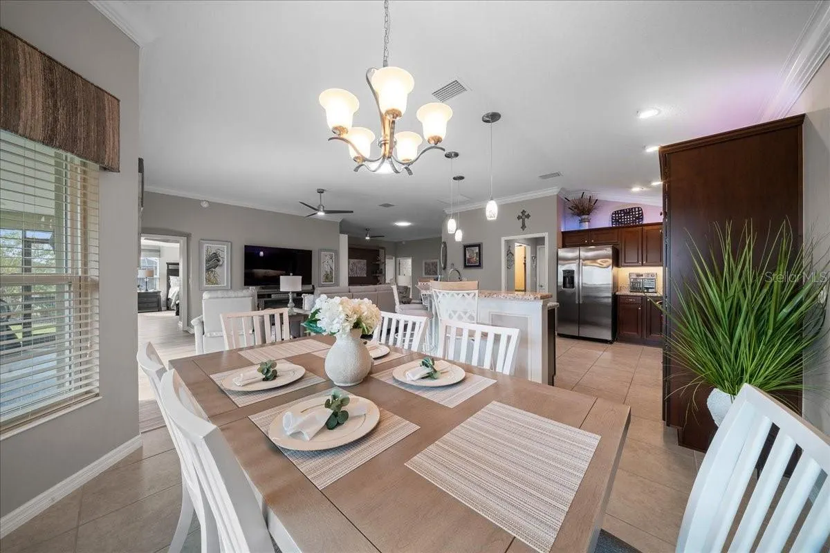3335 VELTRE WAY