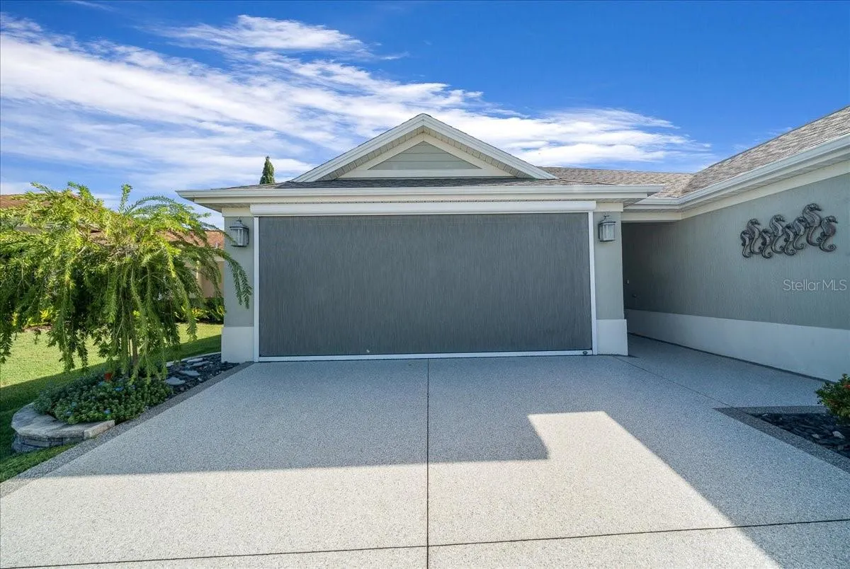 3335 VELTRE WAY