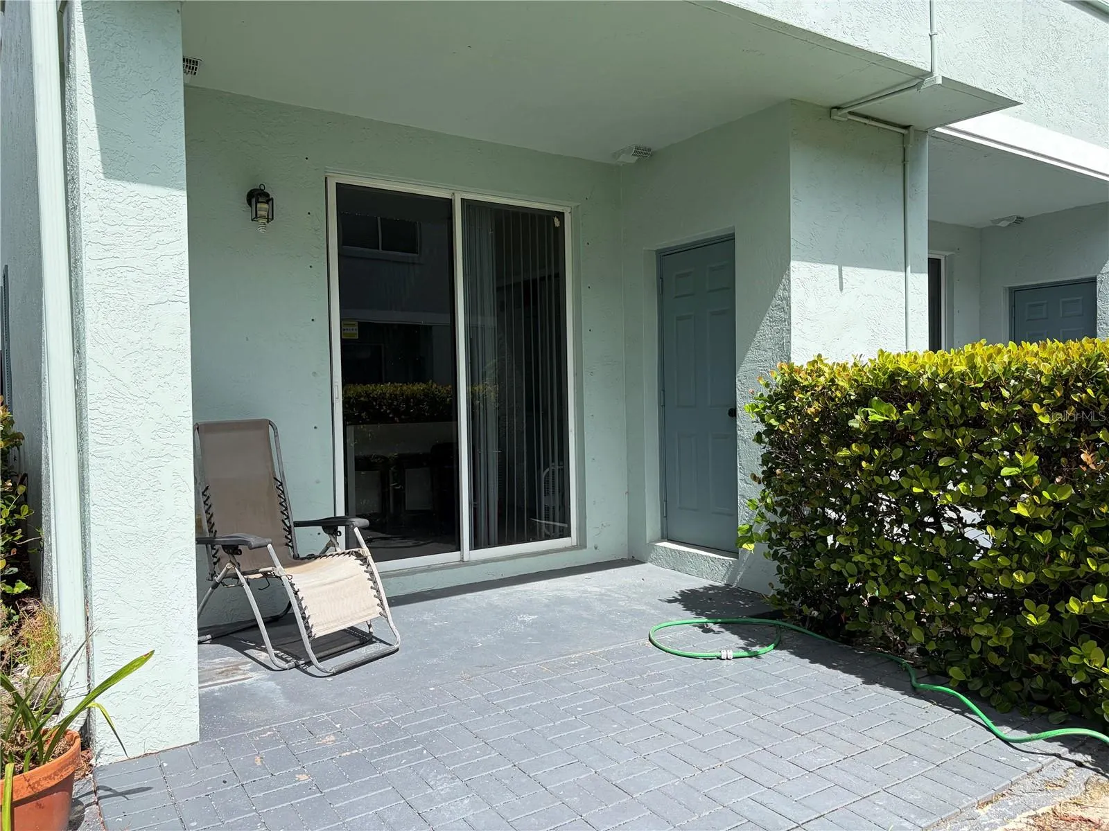 1931 GARDENIA CT