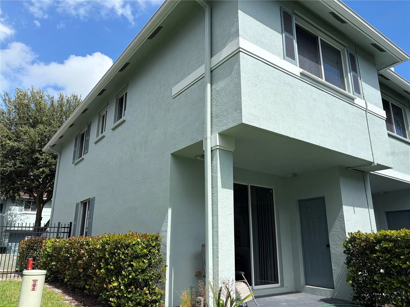 1931 GARDENIA CT