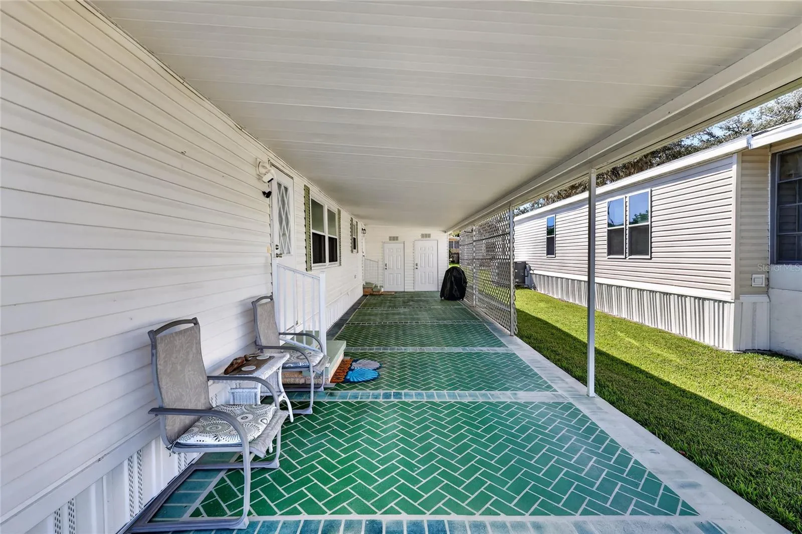565 TAMMI DR