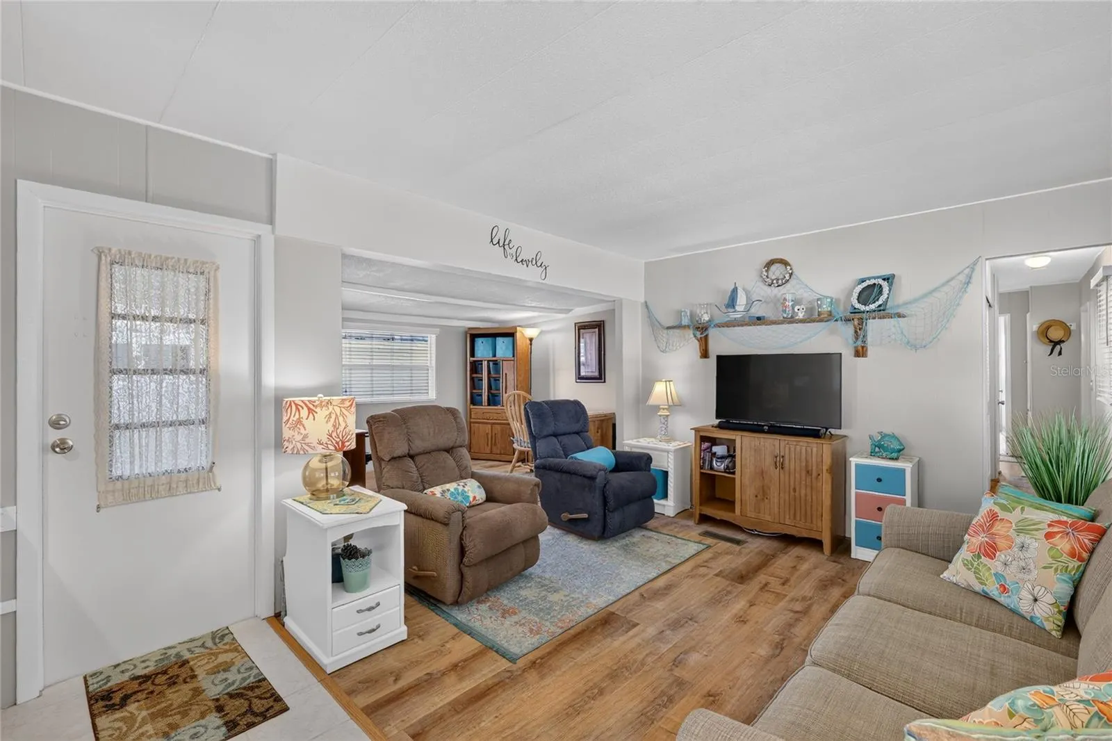 565 TAMMI DR