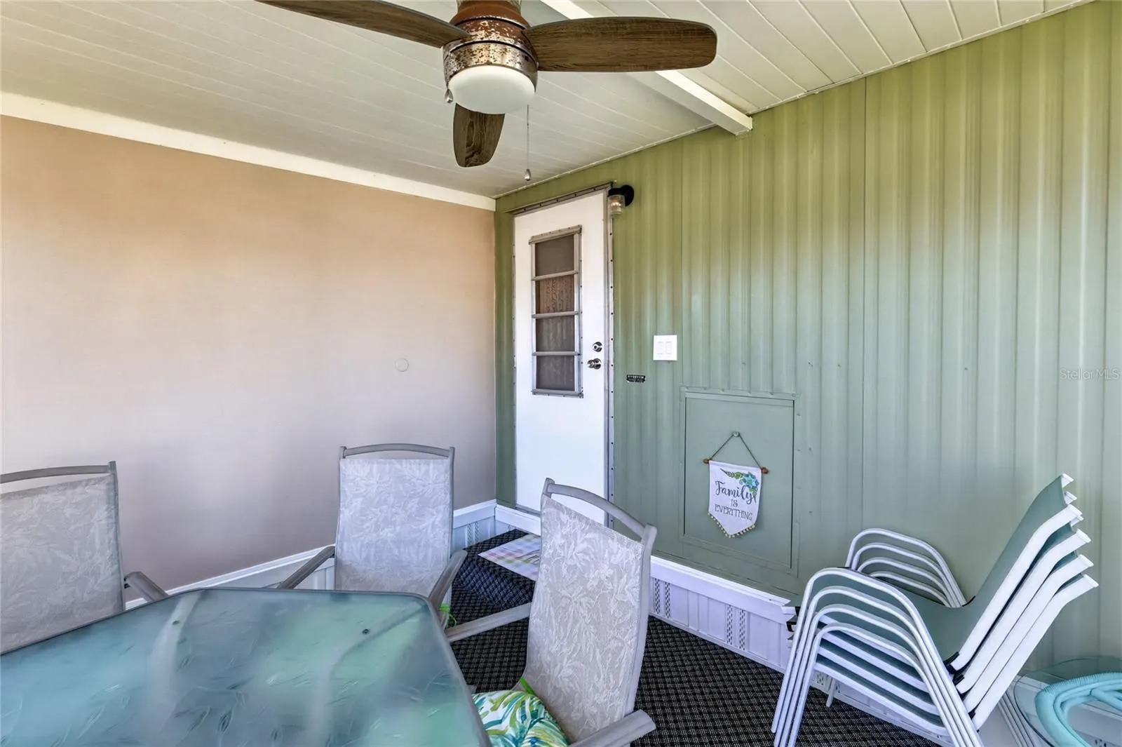 565 TAMMI DR