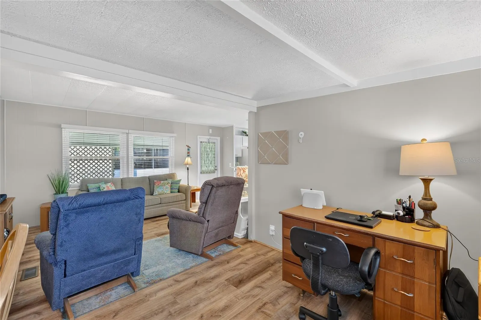 565 TAMMI DR