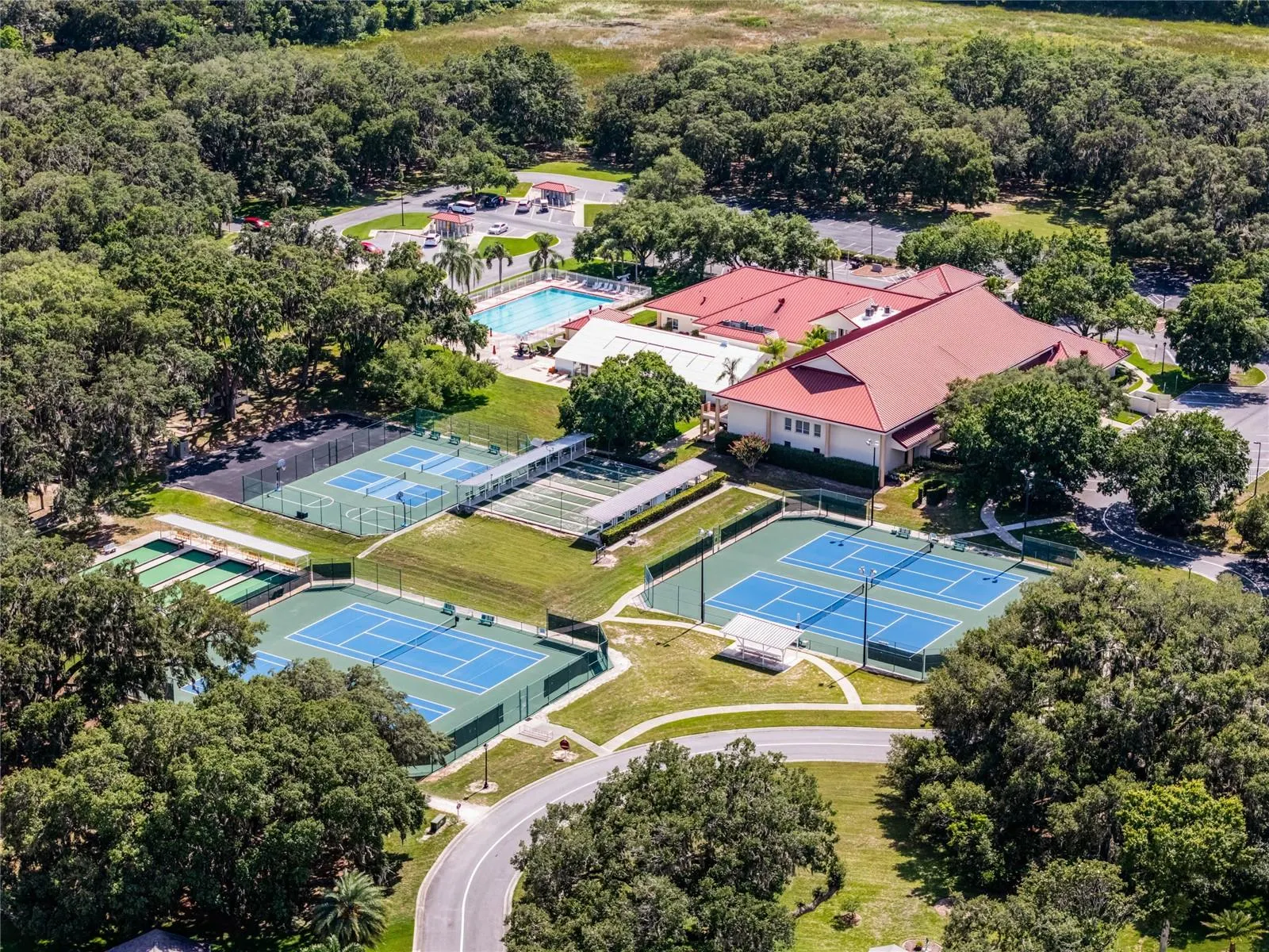 26949 RACQUET CIR
