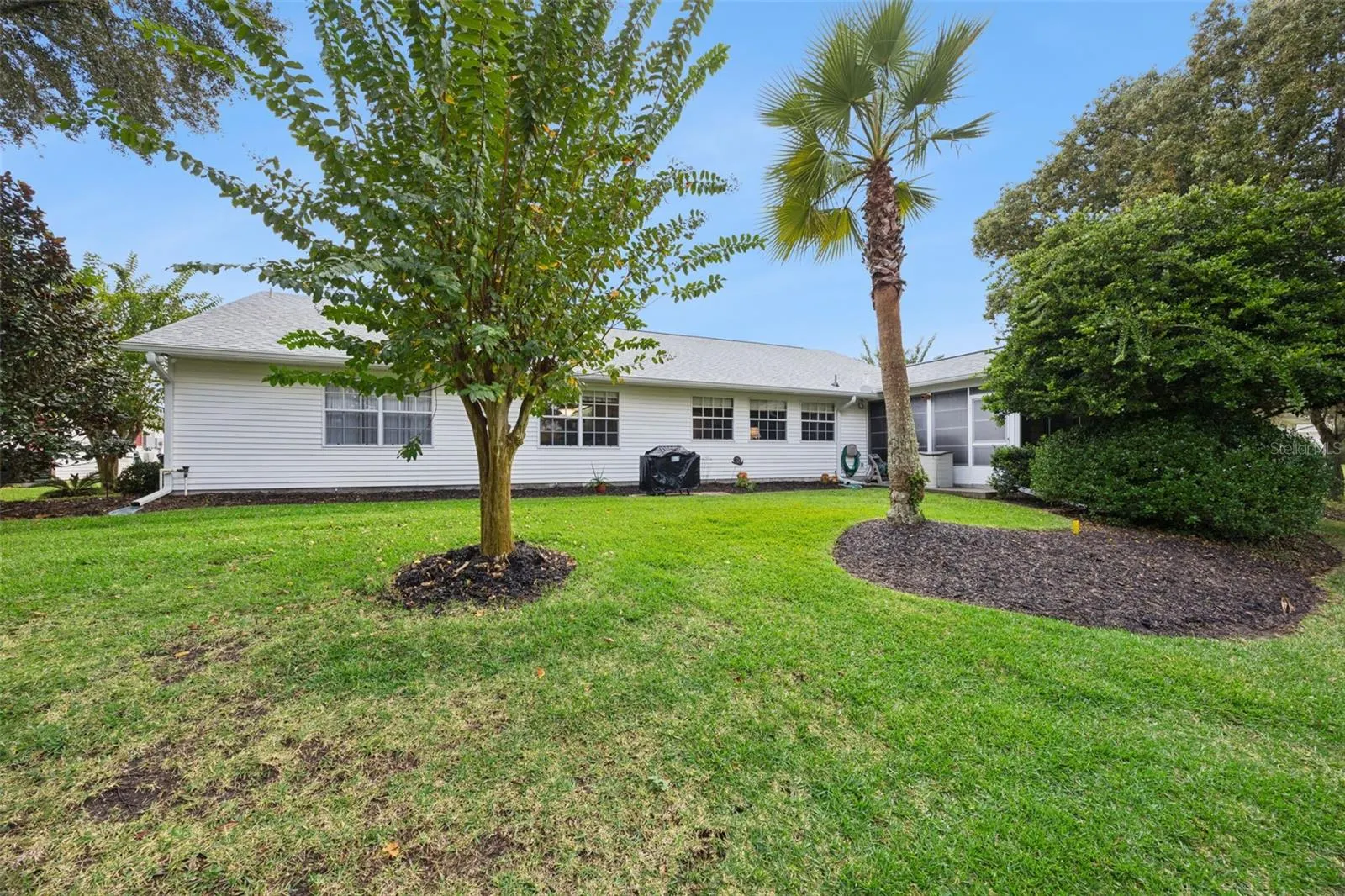 26949 RACQUET CIR