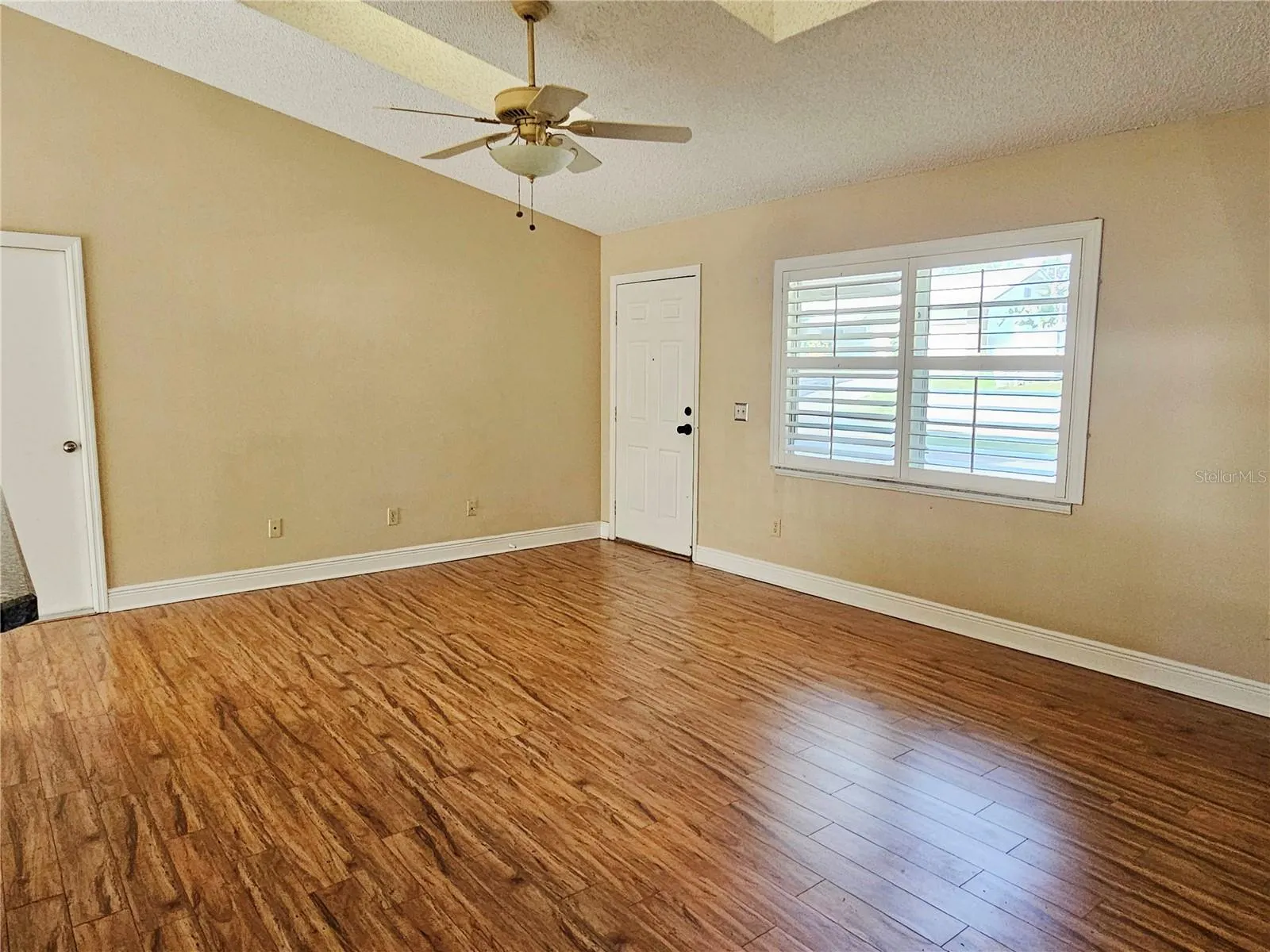 1200 WOODDELL DR