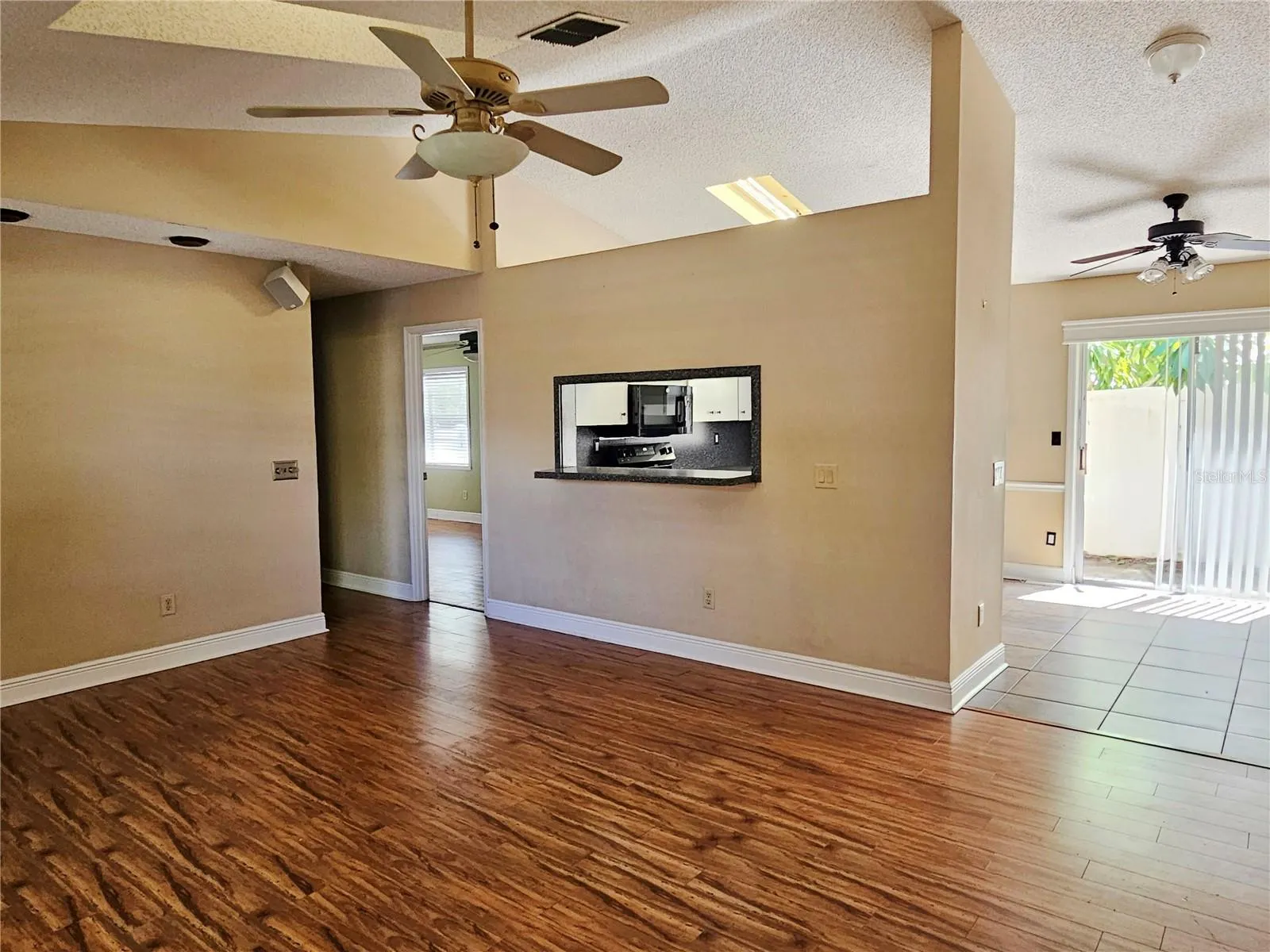 1200 WOODDELL DR